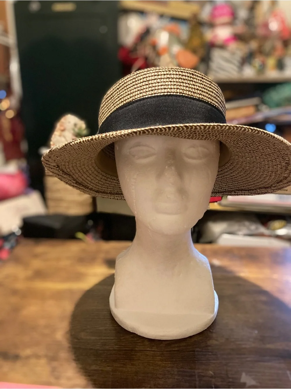 Laguna Trading 100% paper hat for ladies